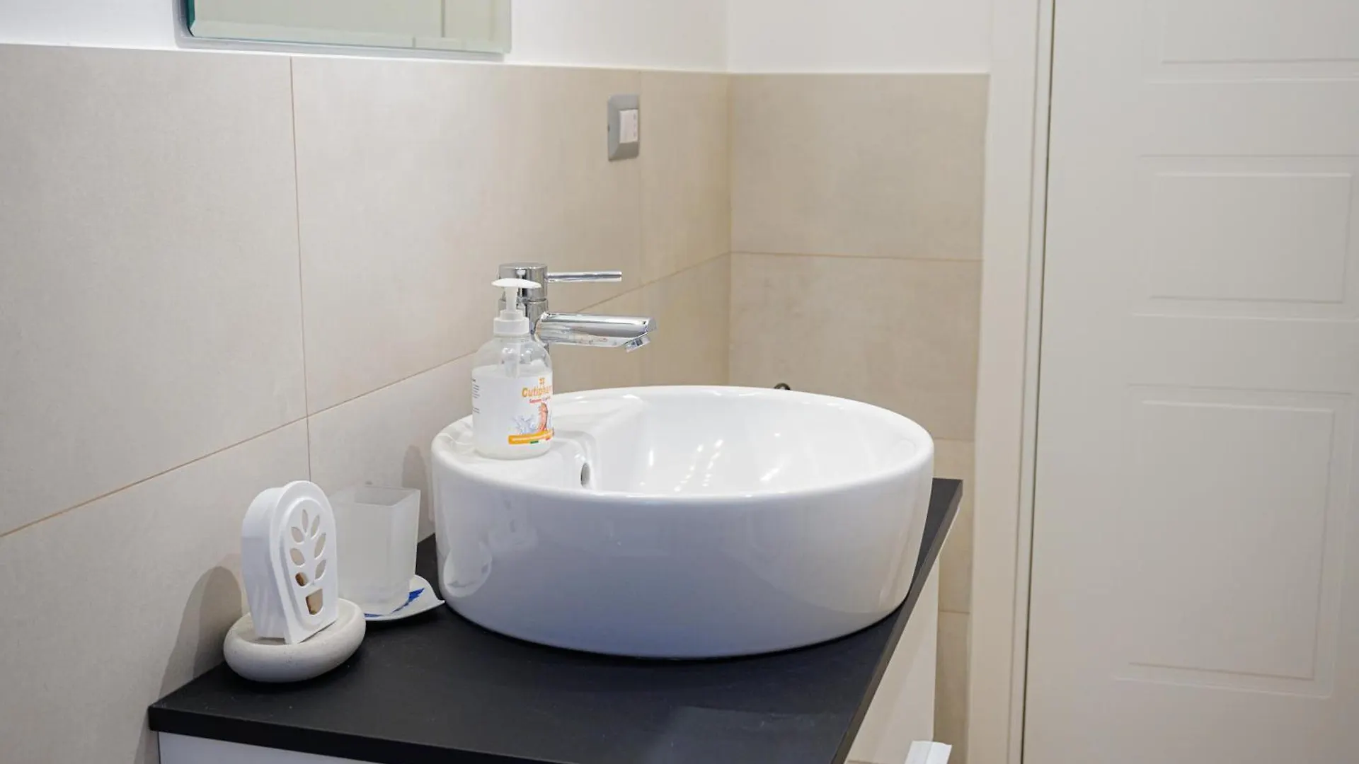 Easy Room Italy Balcony Apartments Milan 0*,